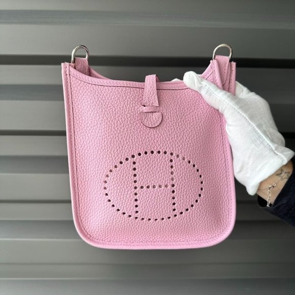 HERMES 2023 Evelyne TPM "Mauve Sylvestre" Pink Clemence Leather PHW - Picture 2 of 12